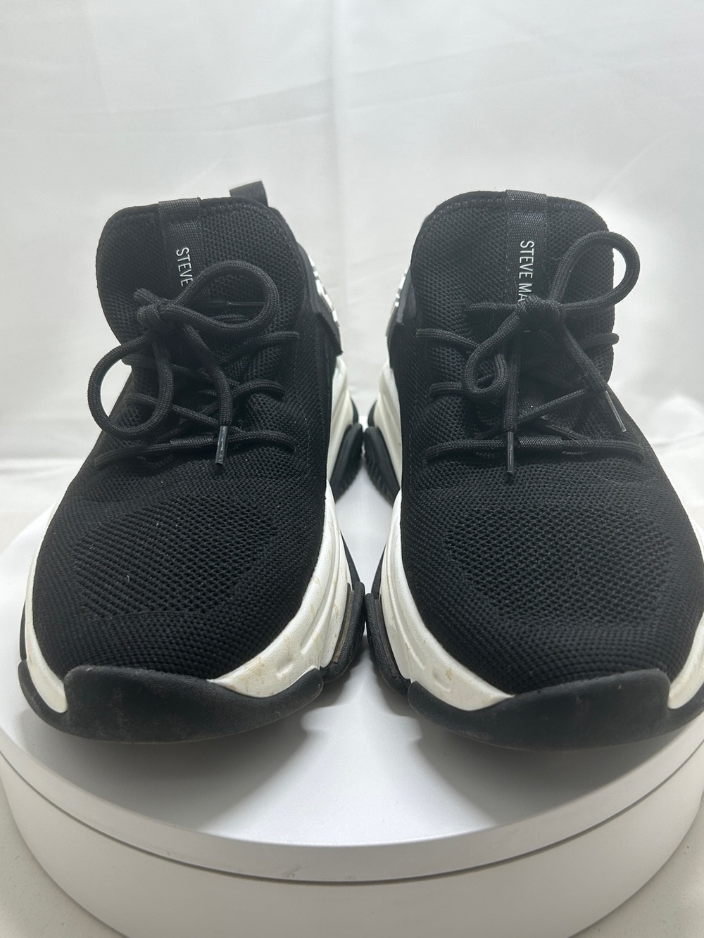 Steve Madden, Pilot Black And White Sneakers Athletic Shoes, Size 9